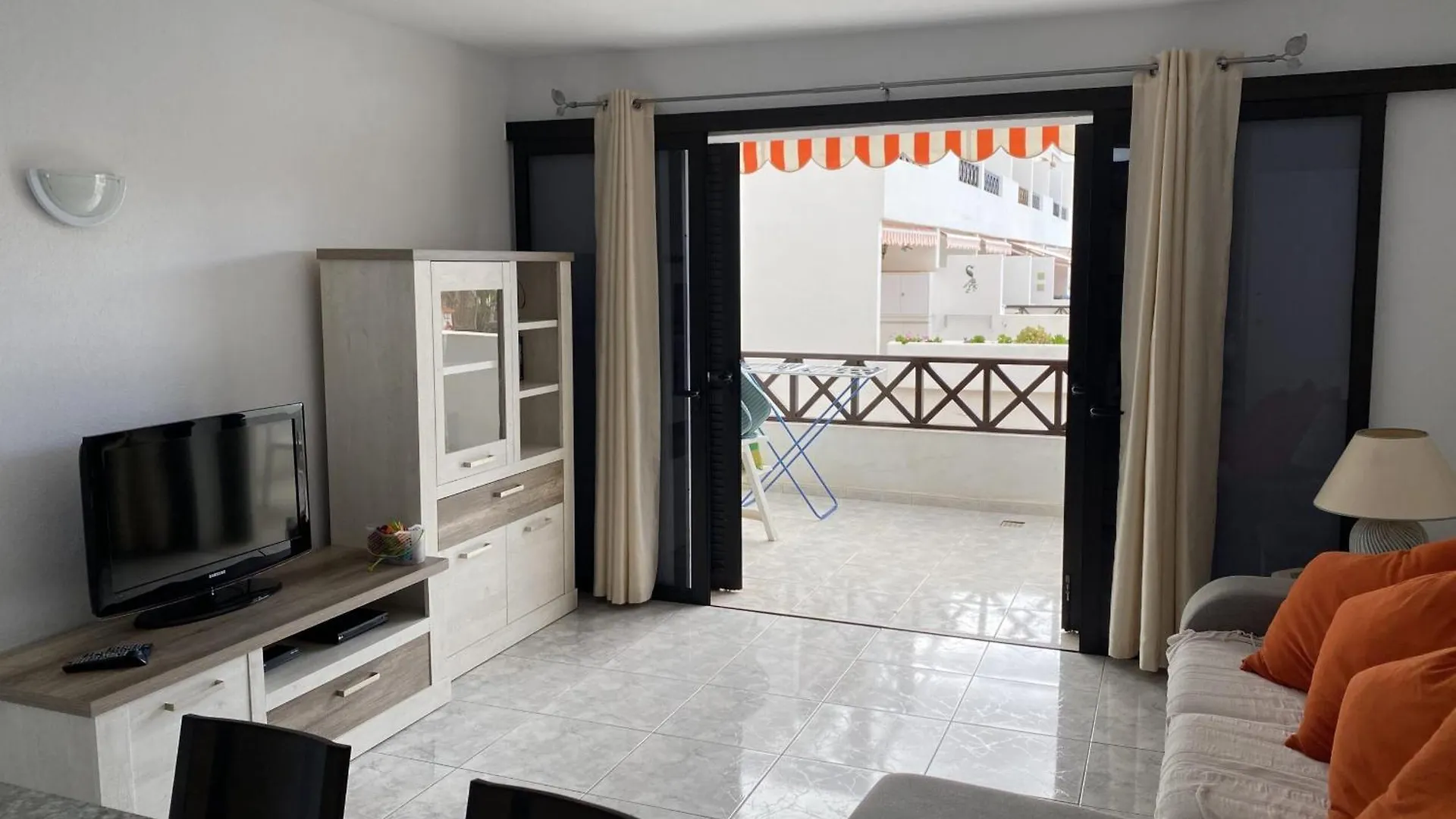 Apartment 8A2 Victoria Court 1, Los Cristianos, Tenerife