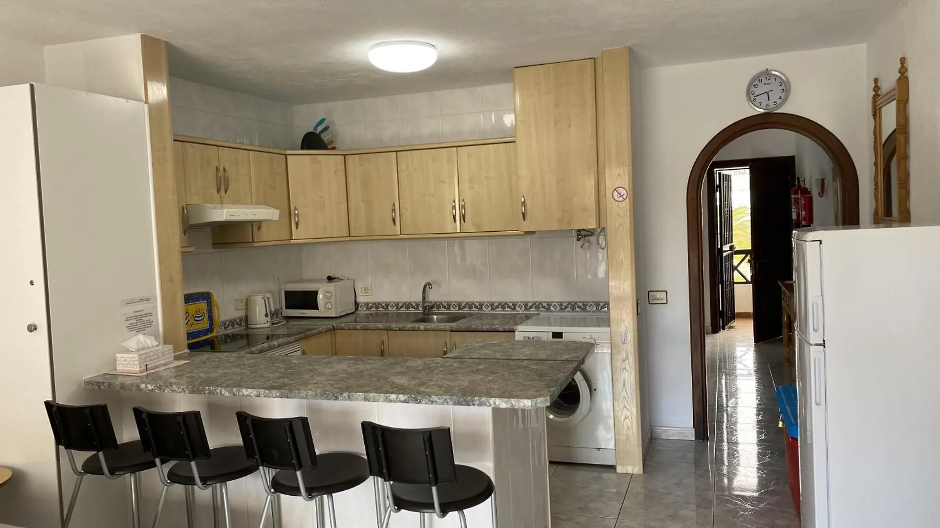 Apartment 8A2 Victoria Court 1, Los Cristianos, Tenerife  Los Cristianos (Tenerife)